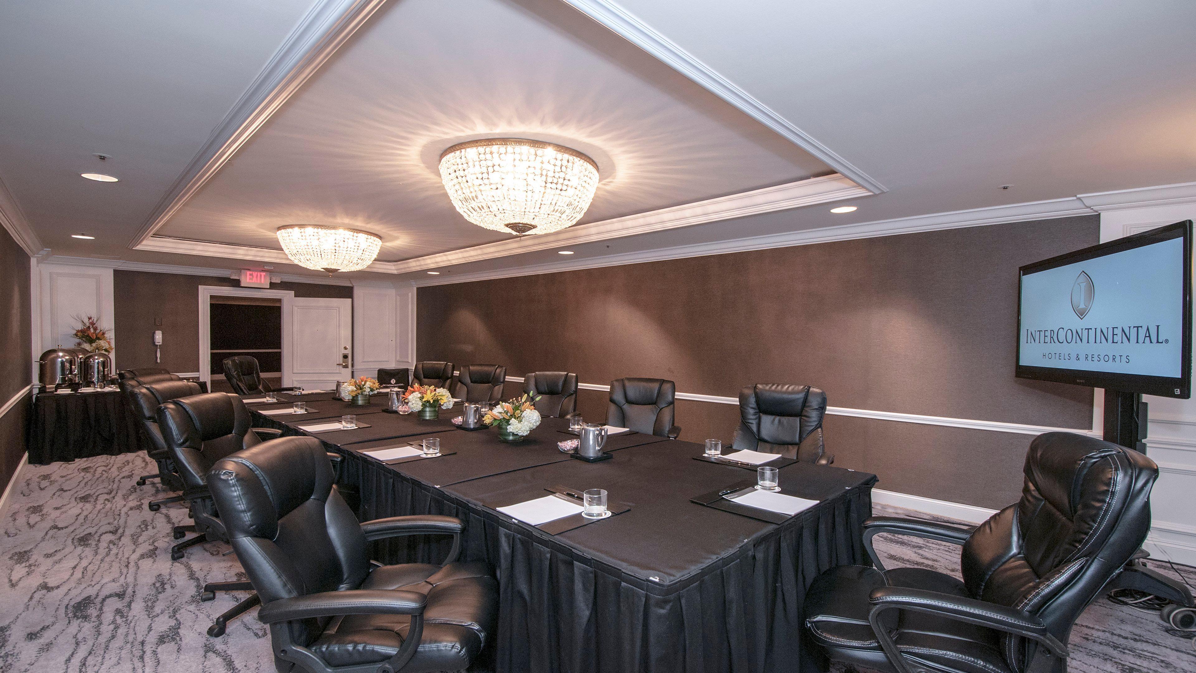 Intercontinental At The Plaza By Ihg Hotel 4*