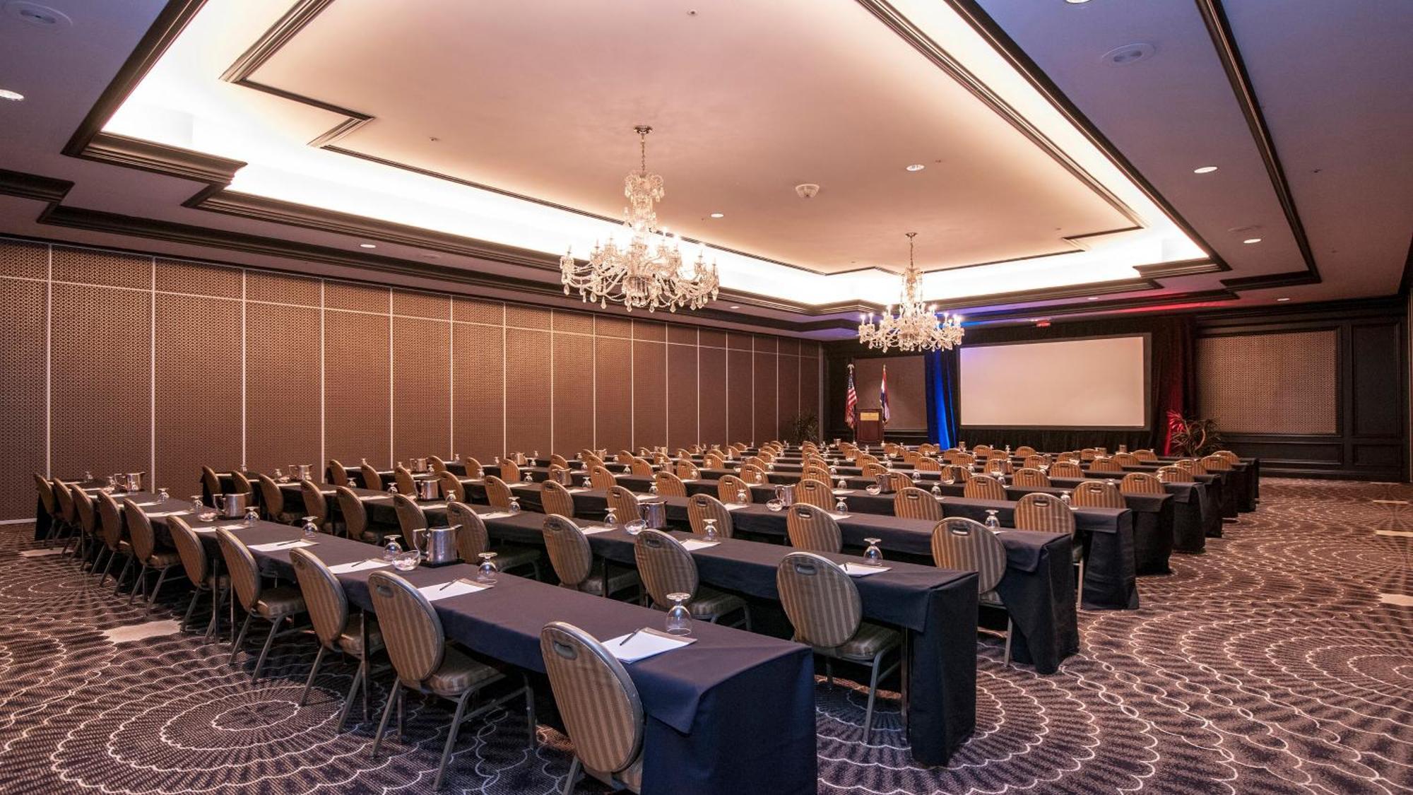 Hotel Intercontinental Kansas At The Plaza By Ihg 4*